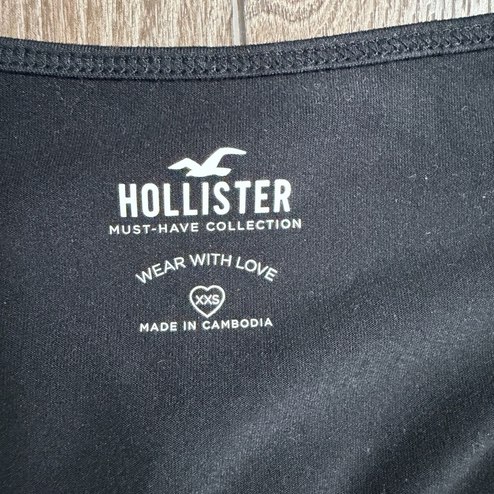 Hollister Gray and Black Square Neck Baby Tees (Lot of 2) - Size XXS - Picture 3 of 8